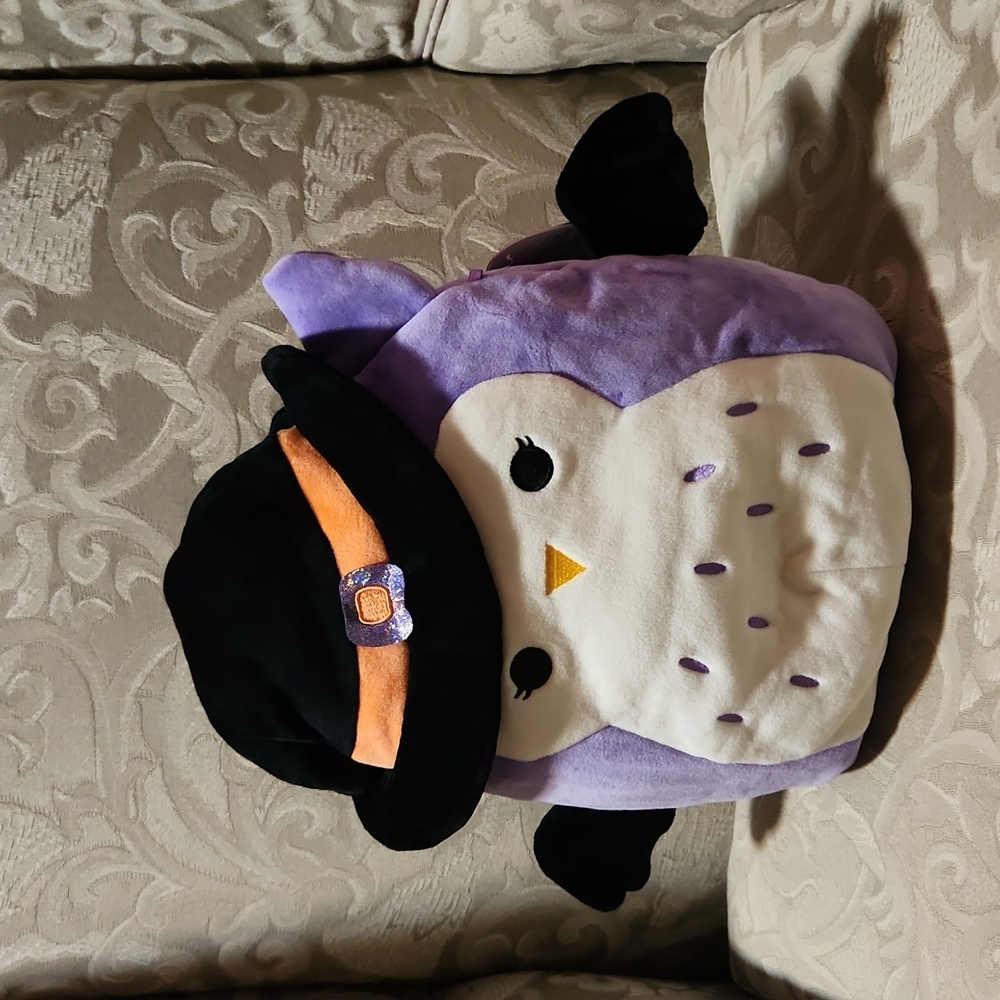 Squishmallows holly owl halloween 2022 bucket